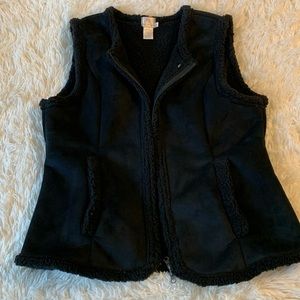 Women’s Black Sherpa Vest